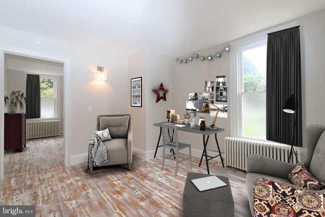 Photo - 17 N Franklin St