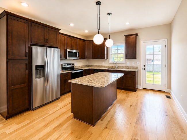 Photo - 830 Poplar Log Dr