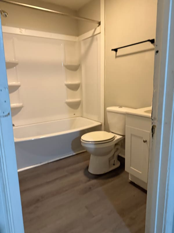 Photo - 260 N Commerce Ave Unidad 101