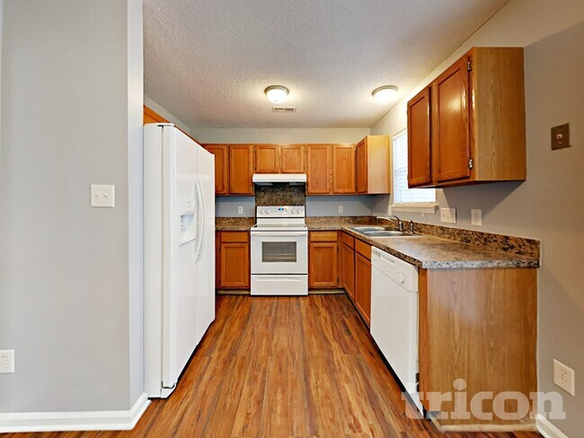 Photo - 1709 Jeffrey Bryan Dr