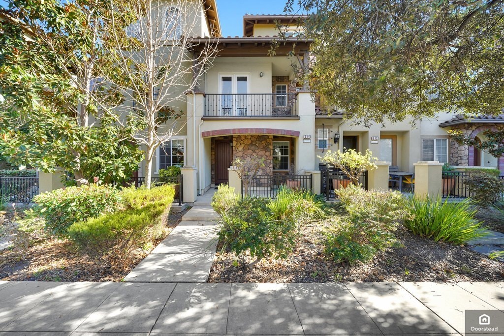 Photo - 584 De Guigne Dr (Sunnyvale, CA)