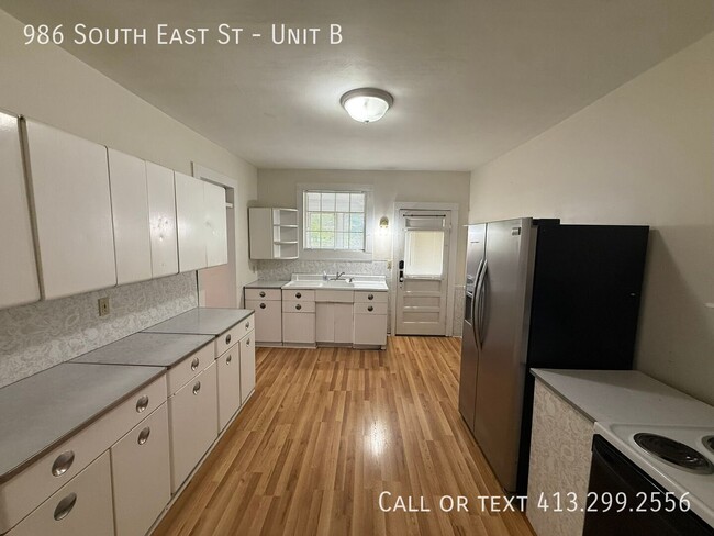 986 S East St Unit B