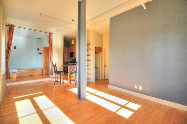 Photo - Gorgeous Studio Condo On The 4th Floor Of The Kress Building In Downtown Durham!
