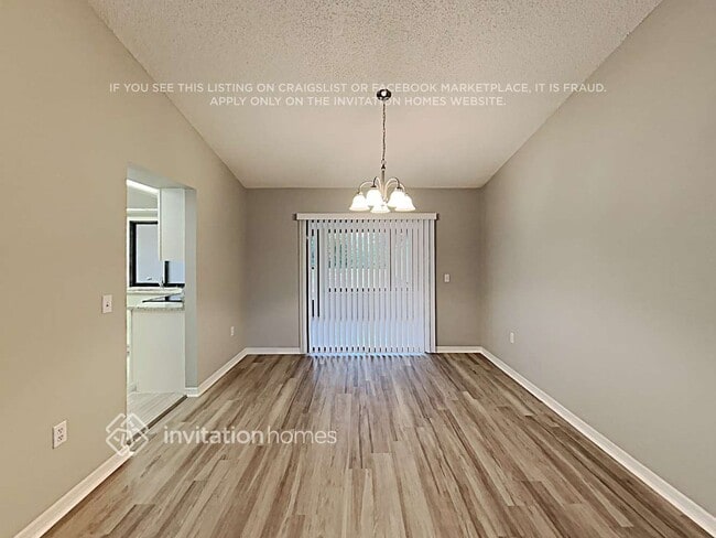 Photo - 5517 Highlands Vue Ln