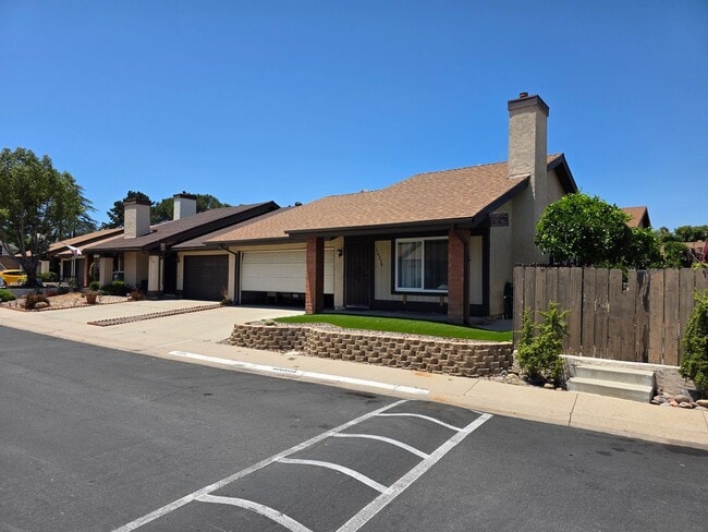 Quiet 3 bedroom 2 bath home in Poway in cu... - Quiet 3 bedroom 2 bath home in Poway in cu...