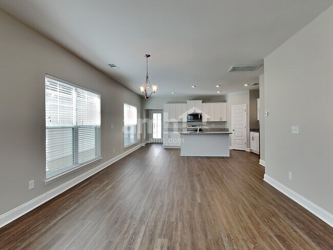 Photo - 5236 Tupelo St