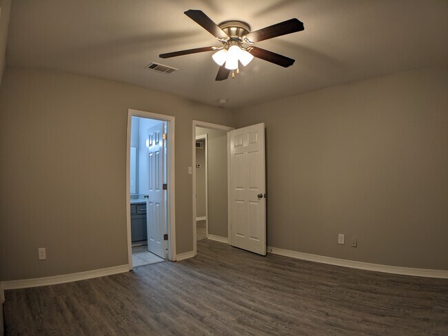 Palm View Apartments