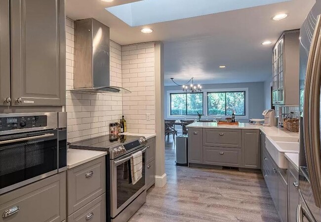 Photo - 5417 SW Garden Home Rd