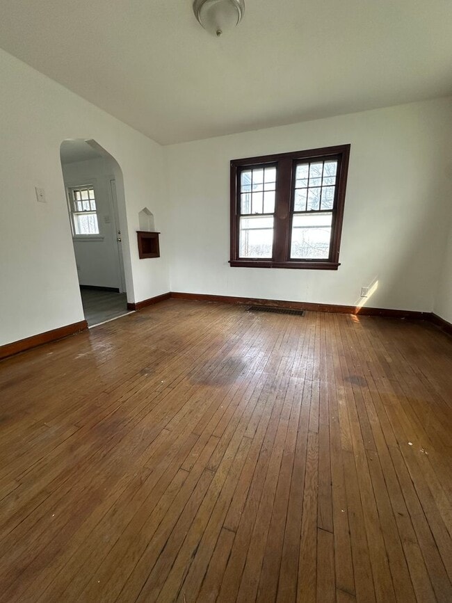 Photo - 3 Bedroom Home with Attached Garage