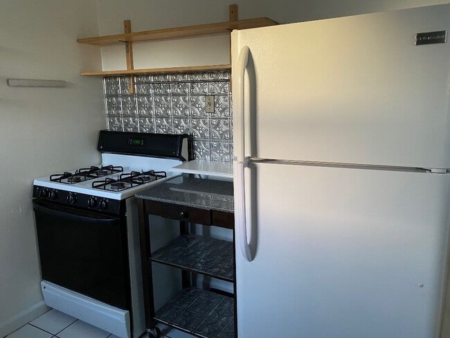 kitchen - 1043 64th St