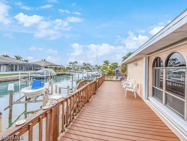 851 Perrine Ct