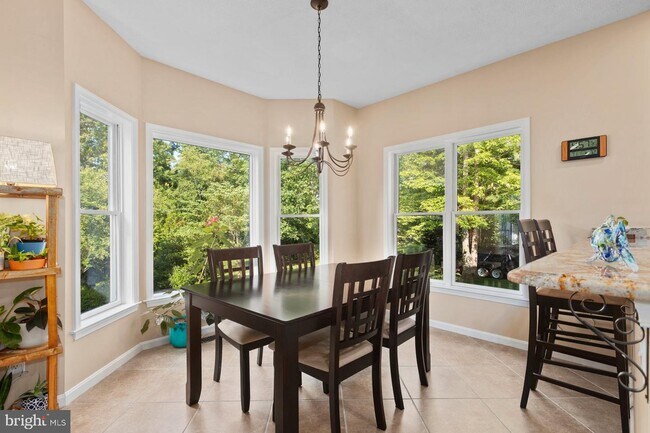 Photo - 22388 Deerpath Ct