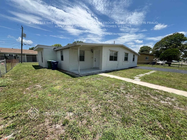 Building Photo - 3360 NW 6th St Rental