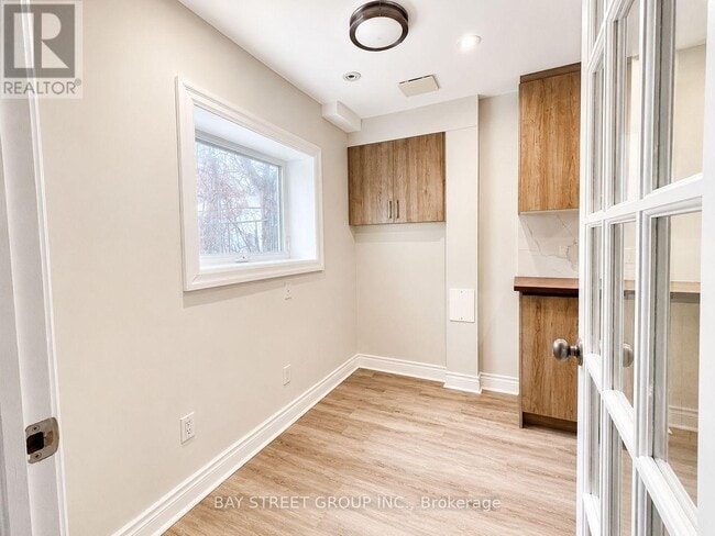 Photo - 316 Willowdale Ave