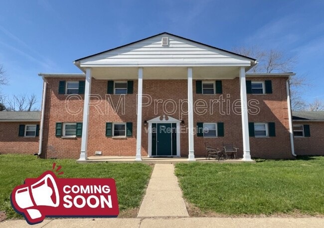 Building Photo - 1420 E Jefferson St Unit 02