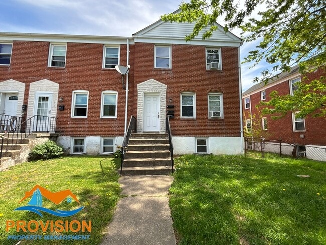 Building Photo - 2939 Cornwall Rd Unit C