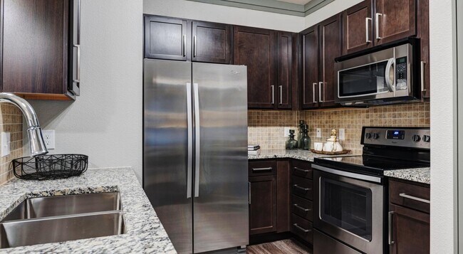 Building Photo - 2539 Spring Cypress Rd Unit 5306 Rental