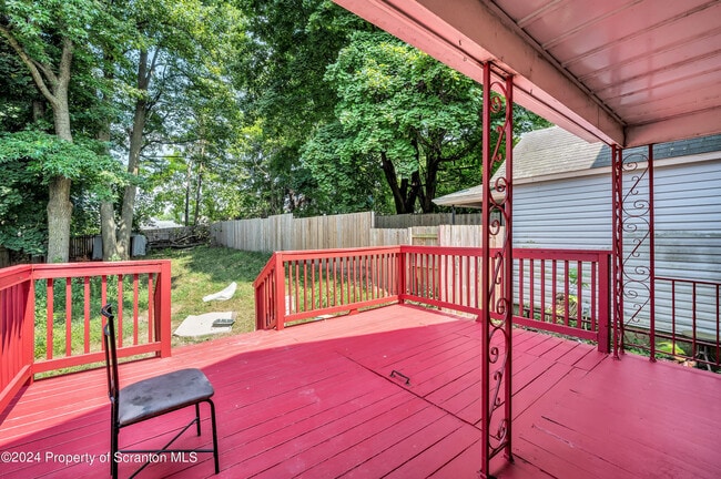 Photo - 630 E Lackawanna Ave