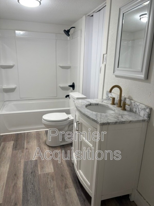 Photo - 702 Biltmore Blvd Unit 1