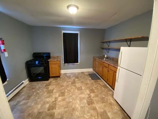 Photo - 157 W High St Unit Apt 6