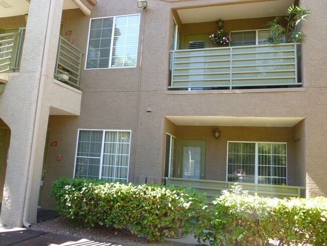 Building Photo - 2110 Sealion Dr Unit 107