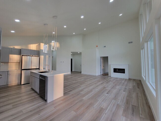 Photo - 2722 S Sonora Dr