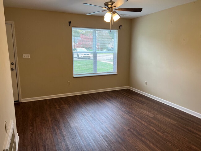 Photo - 114 Garden St