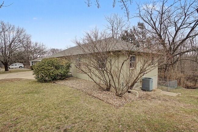 Photo - 2817 Arbor Dr