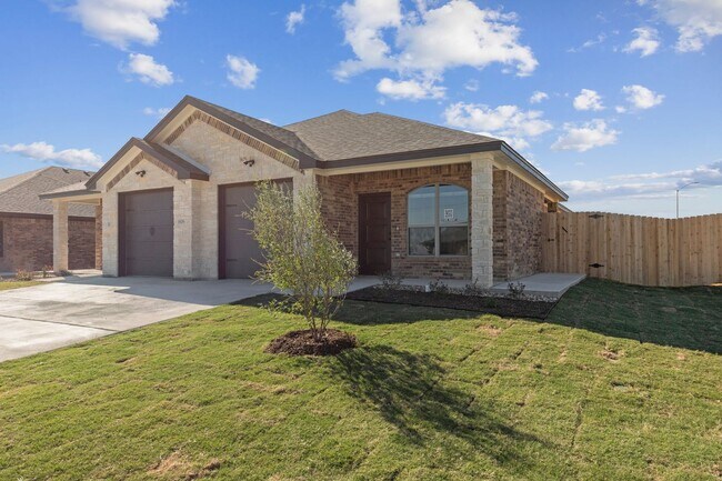 Photo - 1908 Caspian Trl