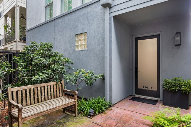 Photo - 1801 Oneil St