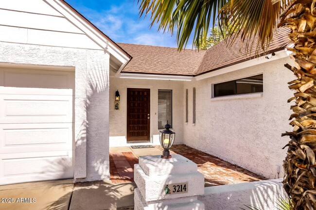 Photo - 3214 E Siesta Ln