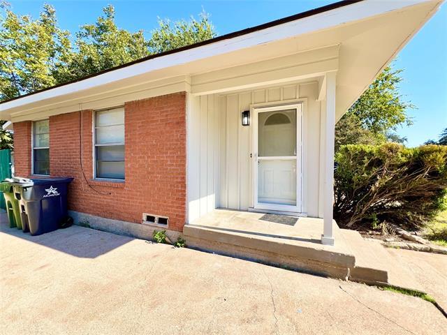 Photo - 1607 Herschel St