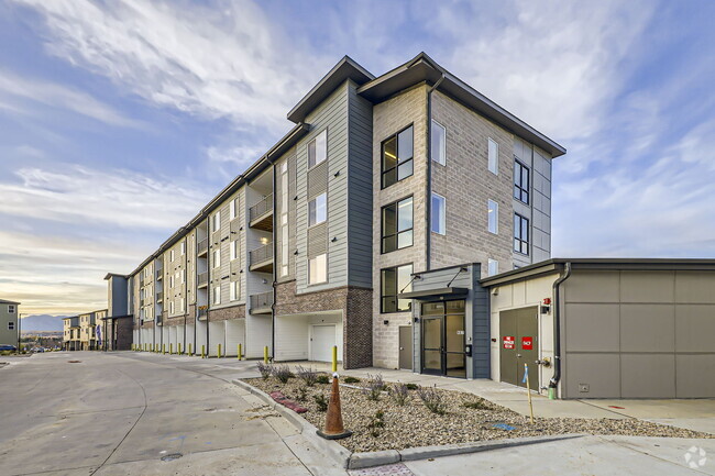 Building Photo - 487 Interlocken Blvd Unit #403 Rental