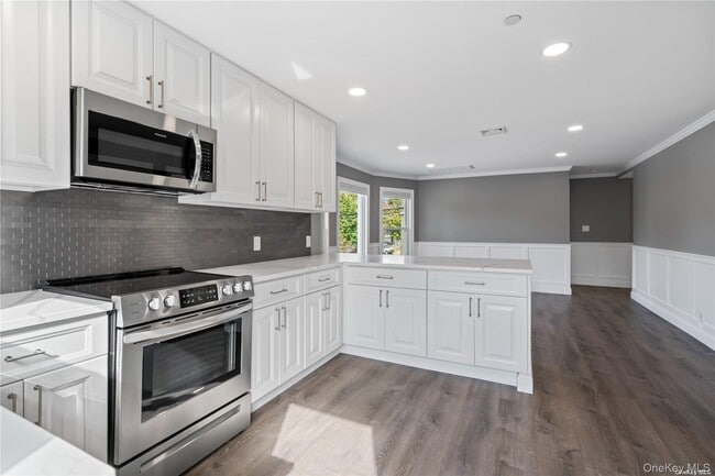 Photo - 7 Pulaski Rd Unit 3