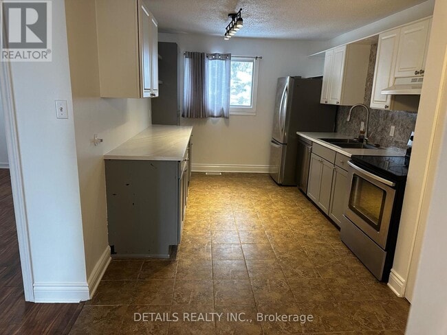 Photo - 733 St Isidore Rd Unité 3