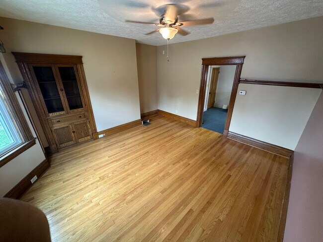 Photo - 3000 Dudley Ave
