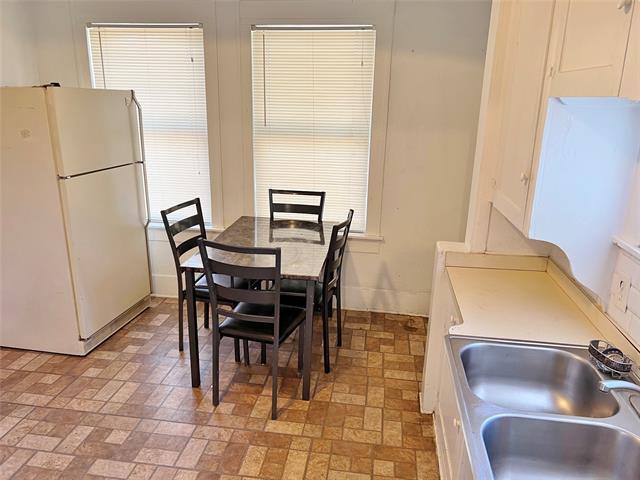 Photo - 607 Woodbine Ave