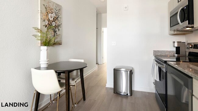 Building Photo - 1030 Browning Rd