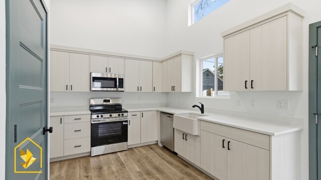 Photo - 3182 S Imperial St Unit B