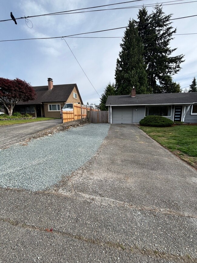 Building Photo - 7104 193rd Pl SW