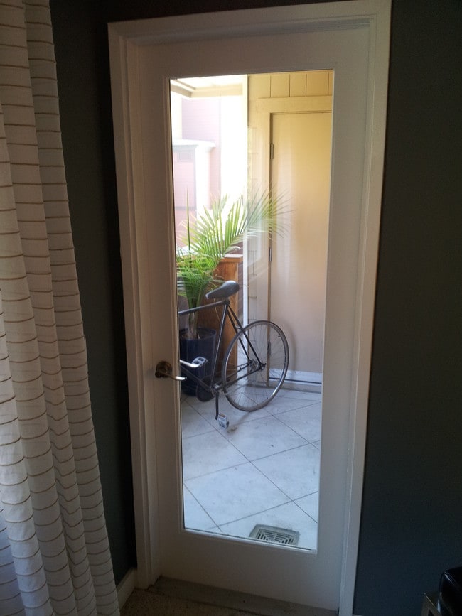 Photo - 6400 Christie Ave Unidad 3117