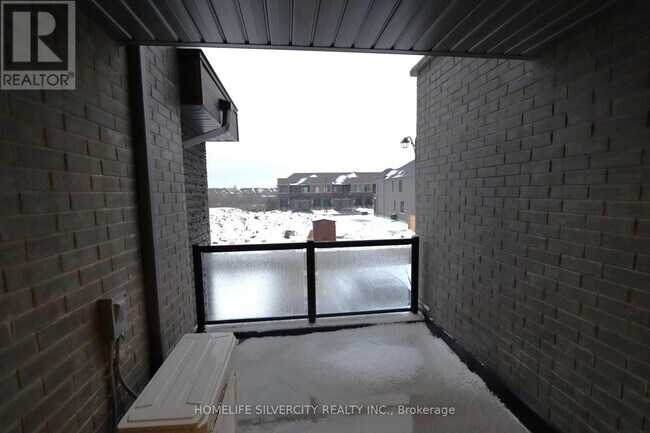 Photo - 140 Falby Rd