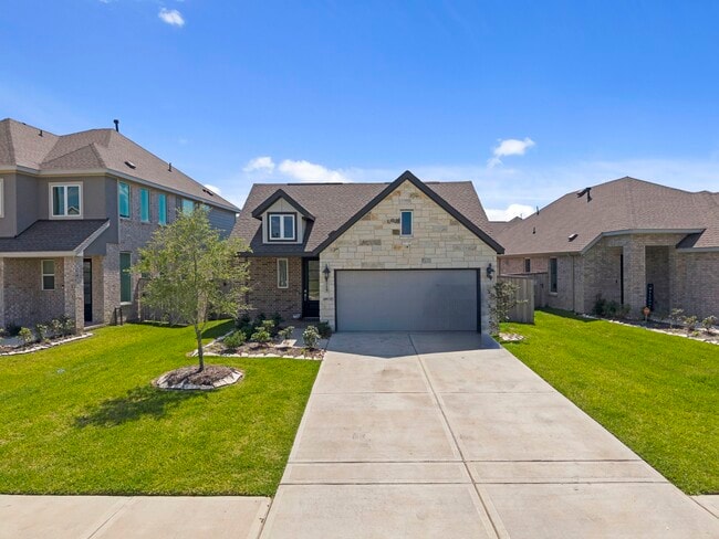 Building Photo - 6715 Iron Clover Dr