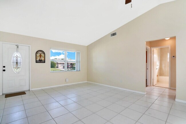 Photo - 3736 Coelebs Ave