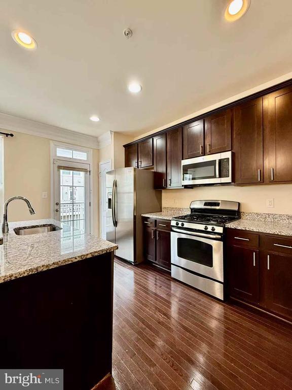 Photo - 11918 Weybridge Lane