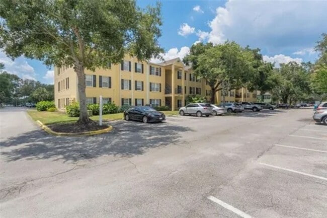 Photo - Orlando - 3 Bedrooms, 2 Bathrooms – $1,995.00