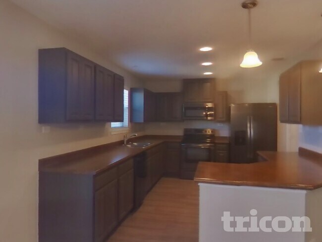 Photo - 2310 Cats Paw View