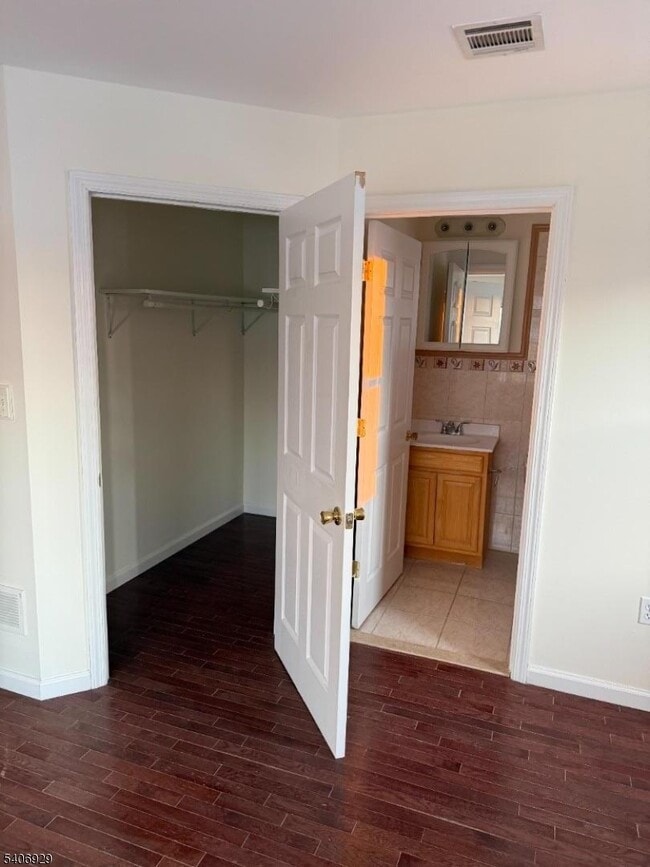 Photo - 71 Hammond Ave