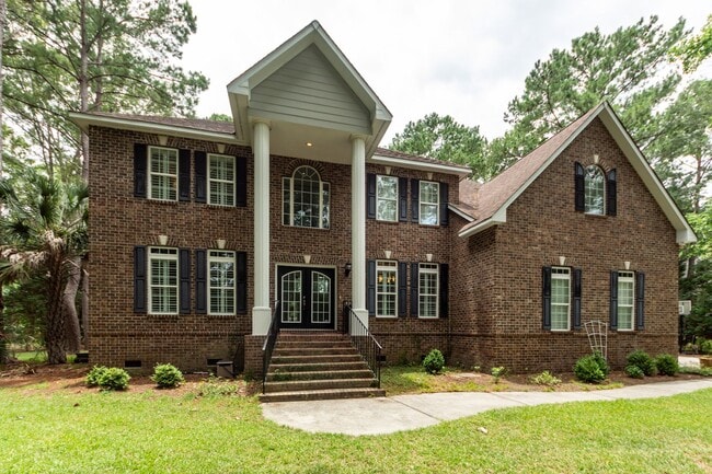 Building Photo - Stunning Executive Home for Rent in Brickfall Estates at Dunes West