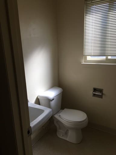 Pine Crest Apartments
